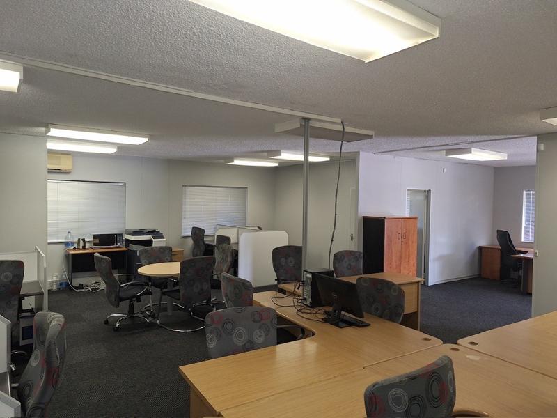 To Let Commercial Property for Rent in Newton Park Eastern Cape